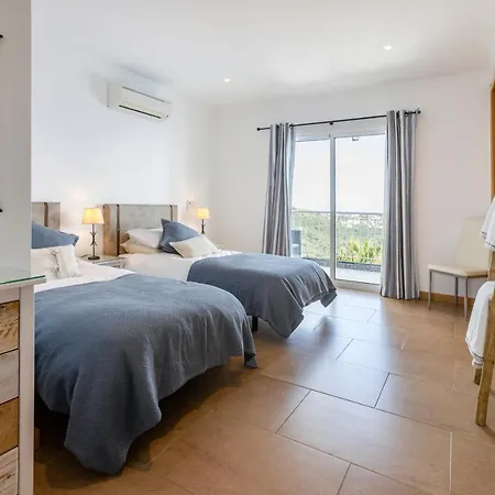 Acacia Villa Arco da Calheta (Madeira)