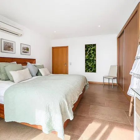 Acacia * Arco da Calheta (Madeira)