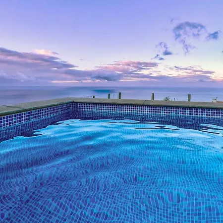 Villa Acacia Arco da Calheta (Madeira)