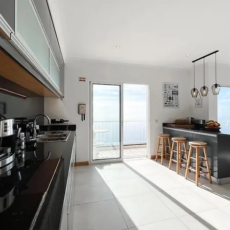 Acacia Villa Arco da Calheta (Madeira)