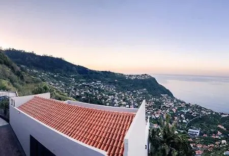 Acacia Villa Arco da Calheta (Madeira)