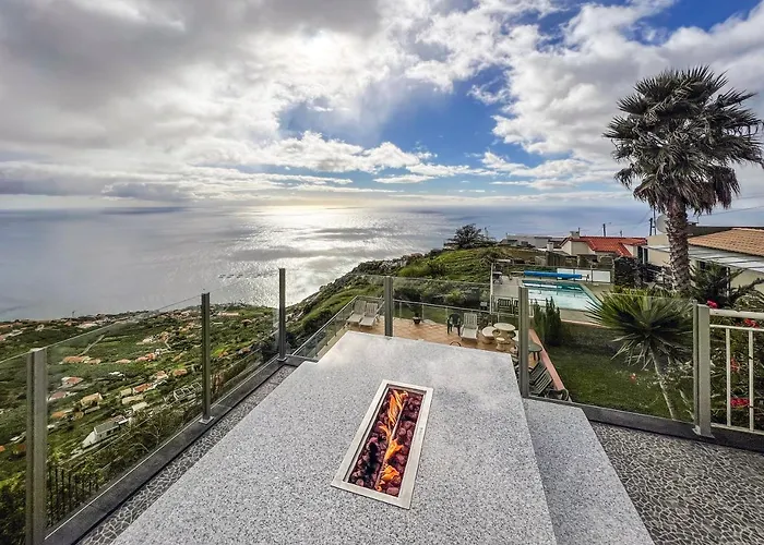 Acacia Arco da Calheta (Madeira)