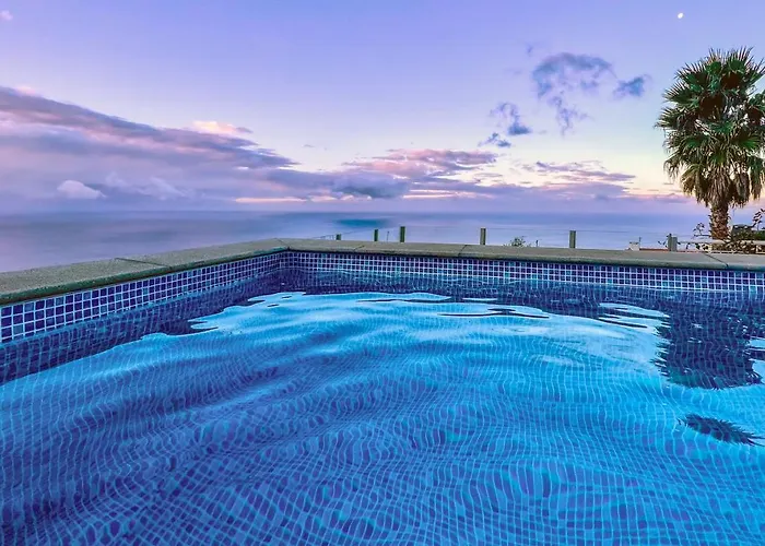 Villa Acacia Arco da Calheta (Madeira)