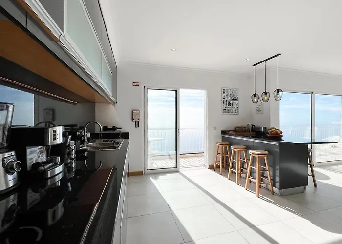 Acacia Villa Arco da Calheta (Madeira)