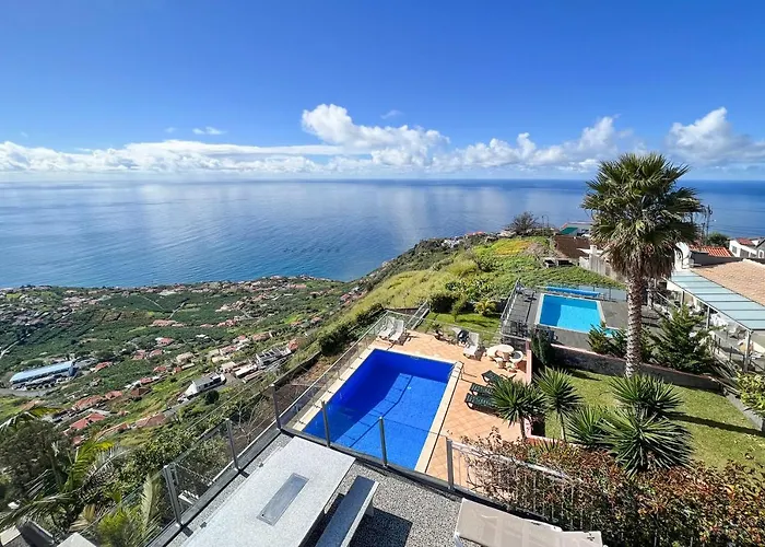 Villa Acacia Arco da Calheta (Madeira)